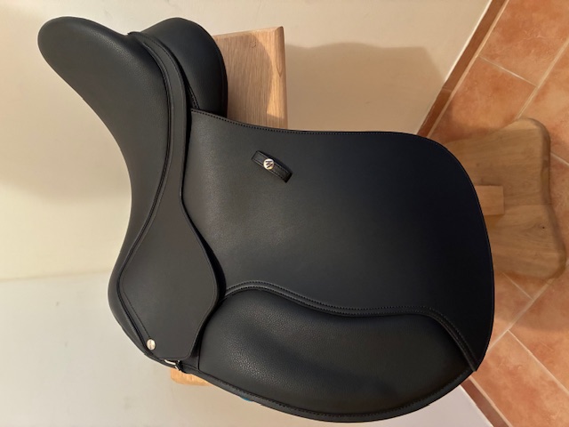 Wintec 500 Vielseitigkeitssattel weit