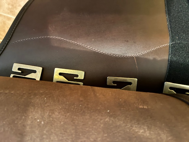 HT Lederbaumsattel Nyssa im spanischen Stil