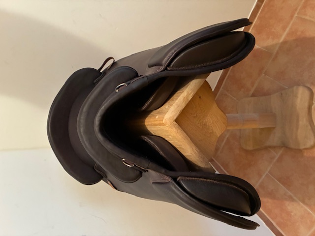 HT Lederbaumsattel Nyssa im spanischen Stil